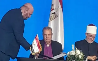 مفتى الجمهورية ورئيس الطائفة الإنجيلية يوقعان مذكرة تفاهم لتعزيز التعاون وترسيخ قيم التعايش