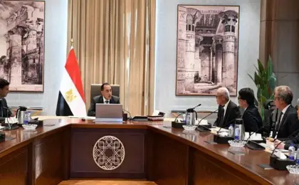 رئيس الوزراء يلتقى الرئيس والمدير التنفيذي لـ”تويوتا تسوشو” اليابانية ويؤكد أن قطاعا السيارات والطاقة النظيفة والمتجددة ضمن أولويات الحكومة