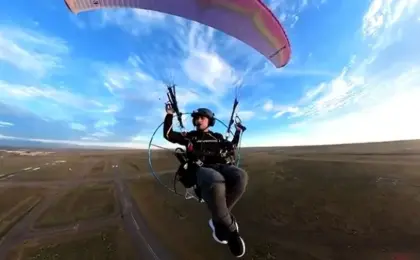 بعيدا عن الزحام .. أمريكى يذهب إلى عمله محلقا