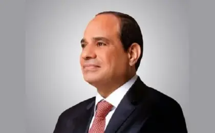 الرئيس السيسى يضع إكليلا من الزهور على النصب التذكارى لشهداء القوات المسلحة بمناسبة الذكرى الثالثة والخمسين لانتصارات حرب أكتوبر