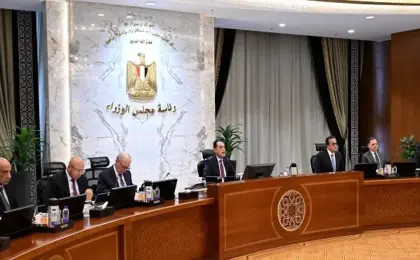 مجلس الوزراء يوافق على وقف العمل بتطبيق نظام العمل عن بُعد يوم الأحد من كل أسبوع