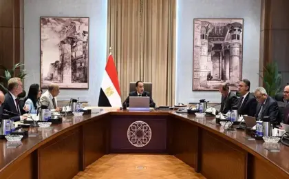 رئيس الوزراء يستعرض محاور جلستى “مسيرة الطاقة المصرية” و”منظومة حماية مجتمعية أكثر فاعلية”