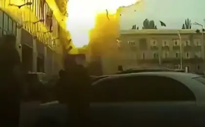 هجوم روسى بمسيّرة يستهدف جسراً فى كييف فور وصول المستشار الألمانى
